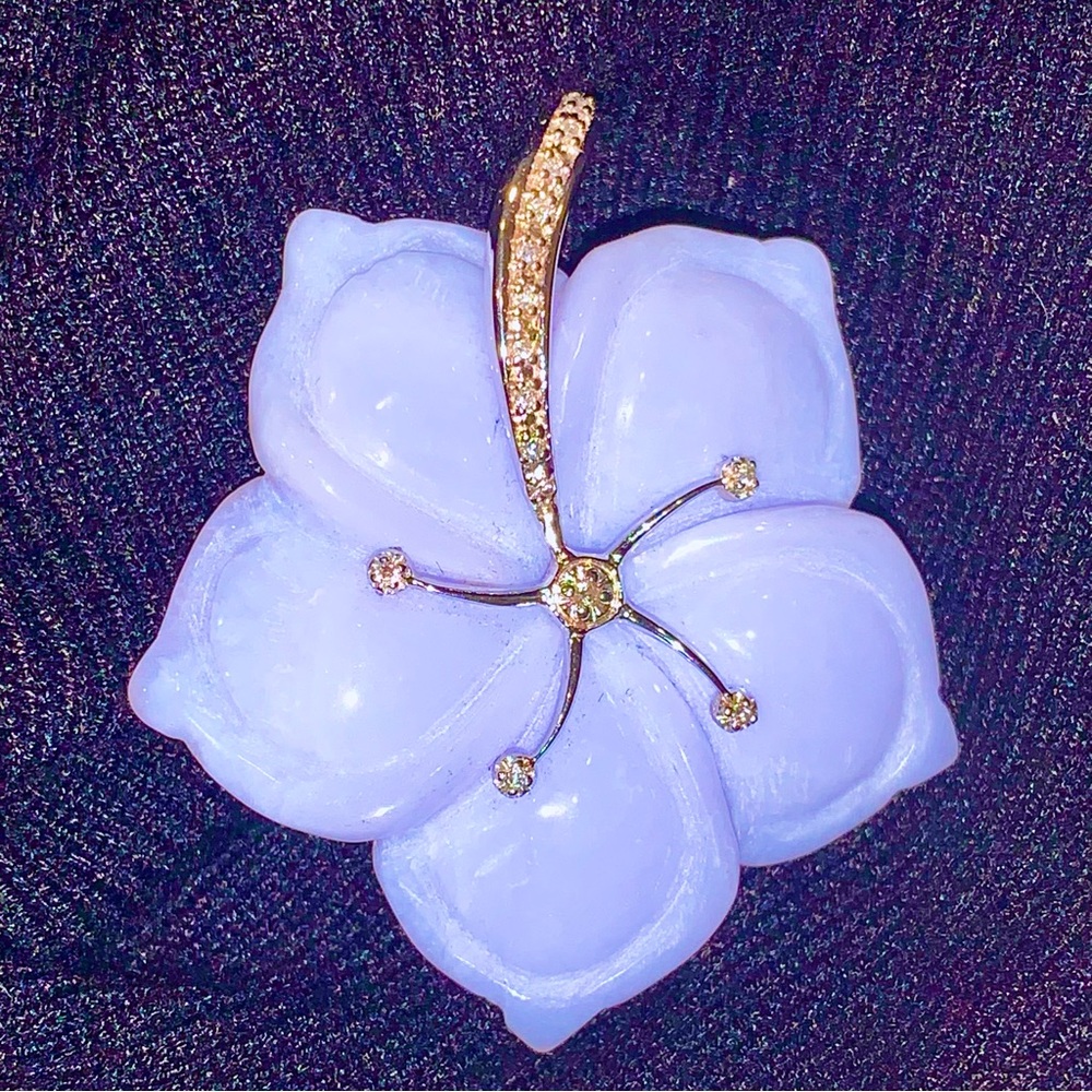 Lavender/Blue Jade Poppy Enhancer with White Gold & Diamonds for Necklace - Picture 3 of 10